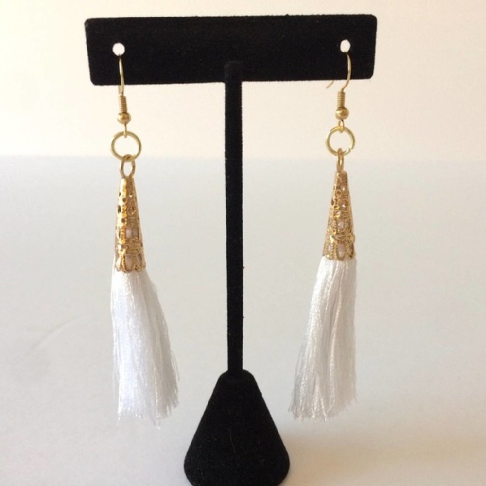 Cloud White Lightweight Cotton‎ Tassel Earrings
